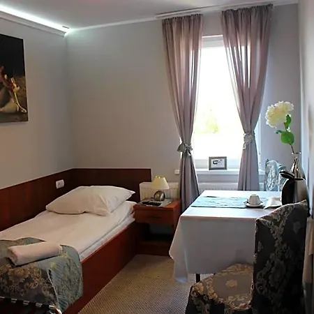 Hotell Restauracja Kassandra 2*