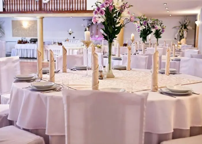 Hotell Restauracja Kassandra Września